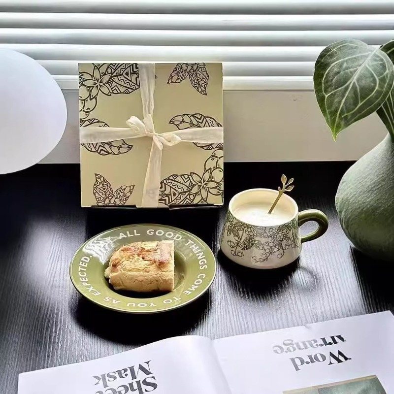 Valley Tea And Coffee - Piatto da caffè in ceramica con