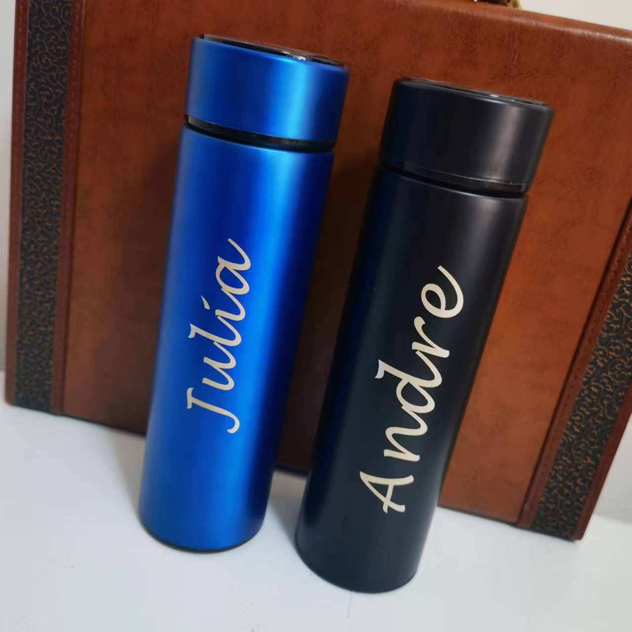 Thermos per caffè/tè con nome  - Coffee Tea Exchange recensione e prezzo